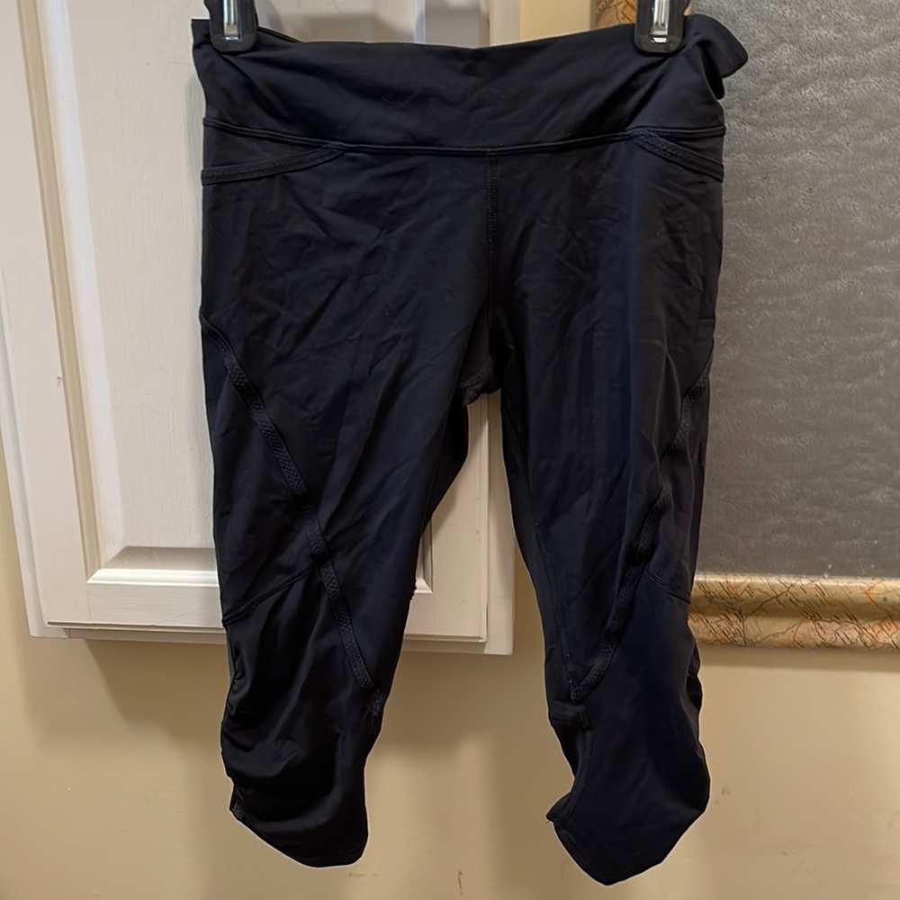 lululemon cropped leggings